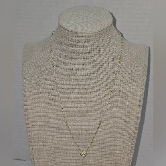 KENDRA SCOTT Rue Clover Logo Short Pendant Gold Necklace‎ - Picture 4 of 7